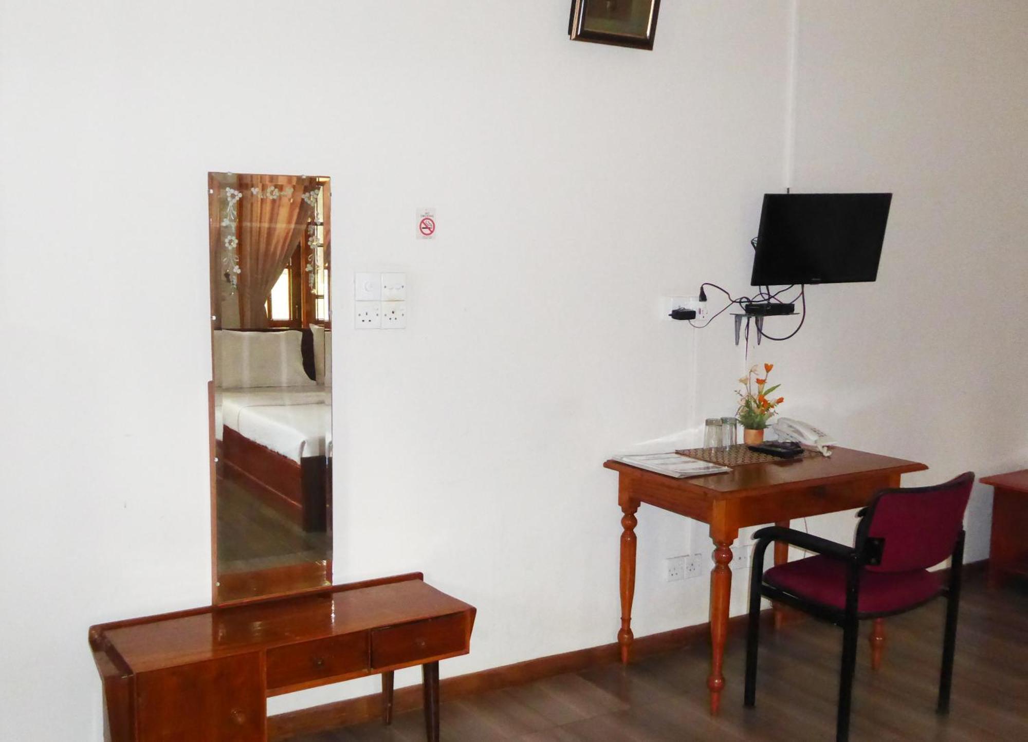 Riviera Resort Batticaloa Habitación foto