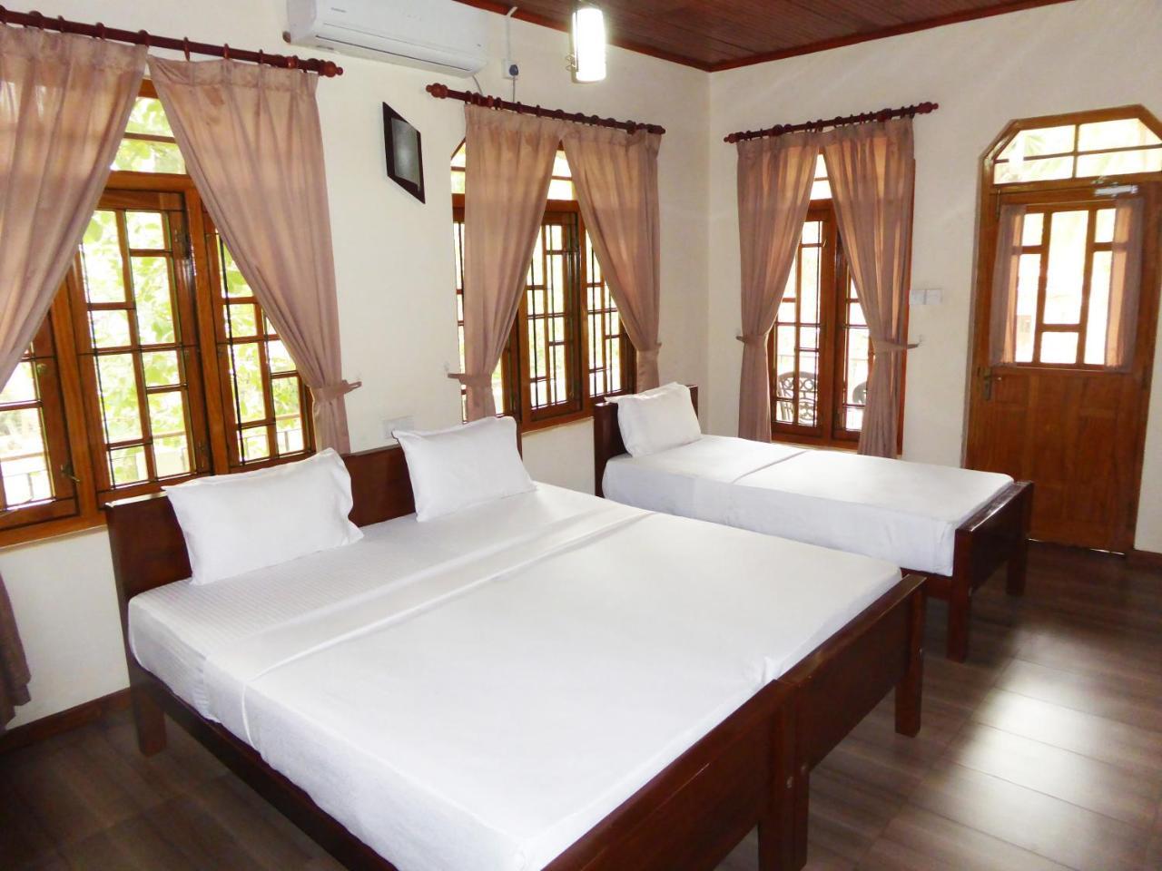 Riviera Resort Batticaloa Exterior foto